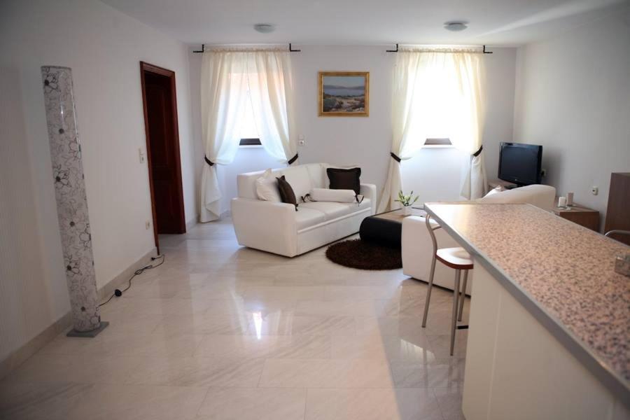 Apartments Filip & Viktoria In The Center Of Τρογκίρ Εξωτερικό φωτογραφία